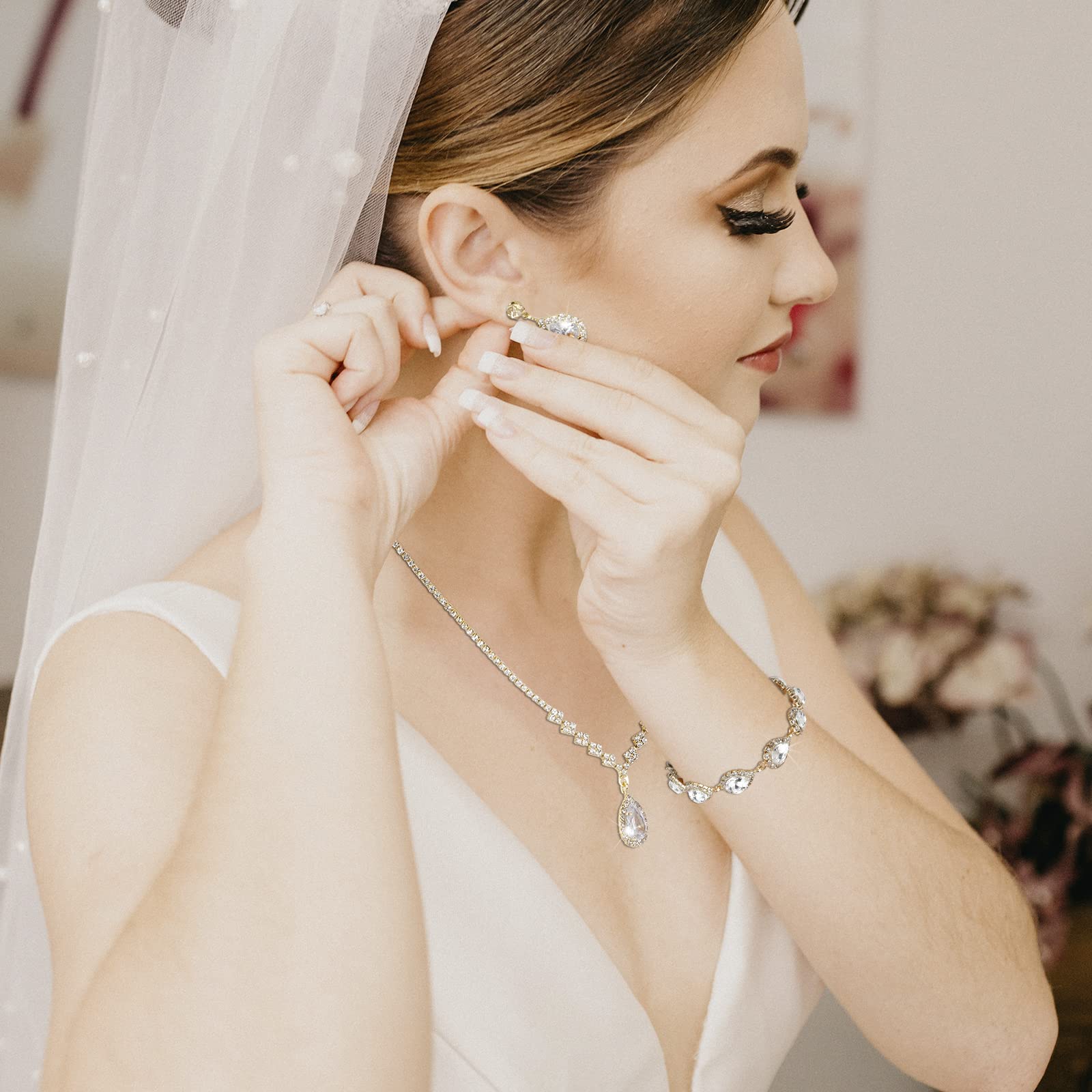 COCIDE Bride Jewelry Set Silver Crystal Wedding Necklace Earrings Bridal Rhinestone Teardrop Pendant Accessories for Women and Bridesmaids (3 piece set - 2 earrings and 1 necklace) - Image 3